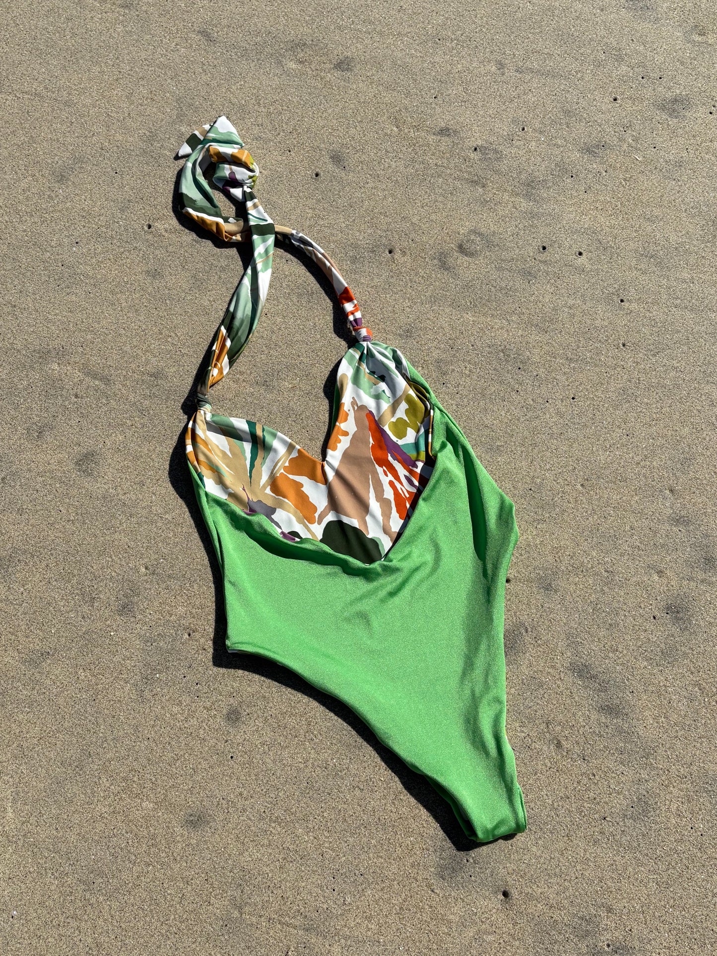 Enterizo Isla - Natura + verde coral